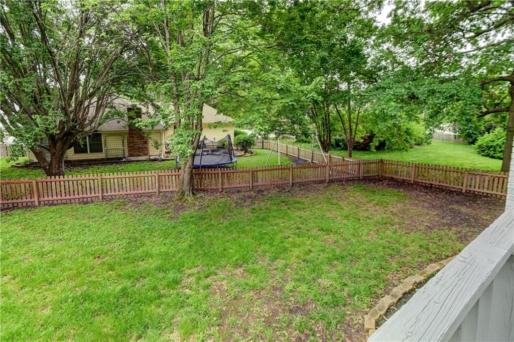 203 NE Oak Tree Circle — photo 24
