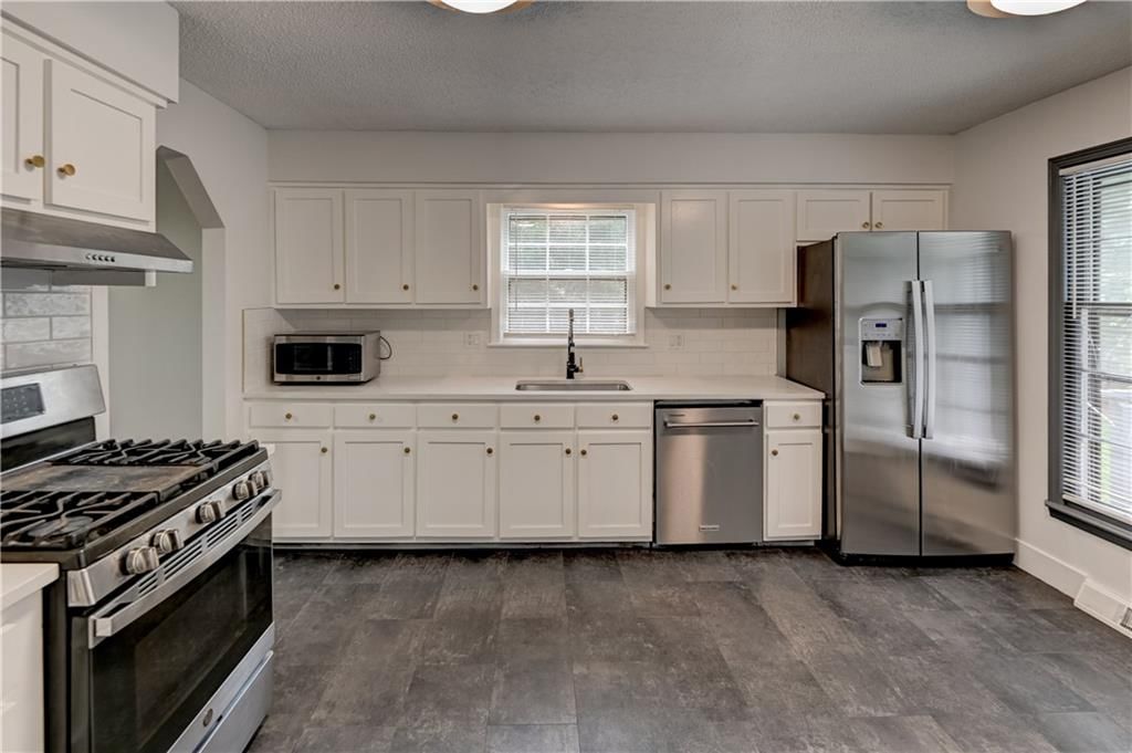 203 NE Oak Tree Circle — photo 46