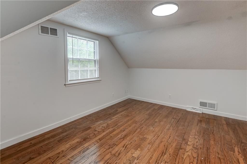 203 NE Oak Tree Circle — photo 63