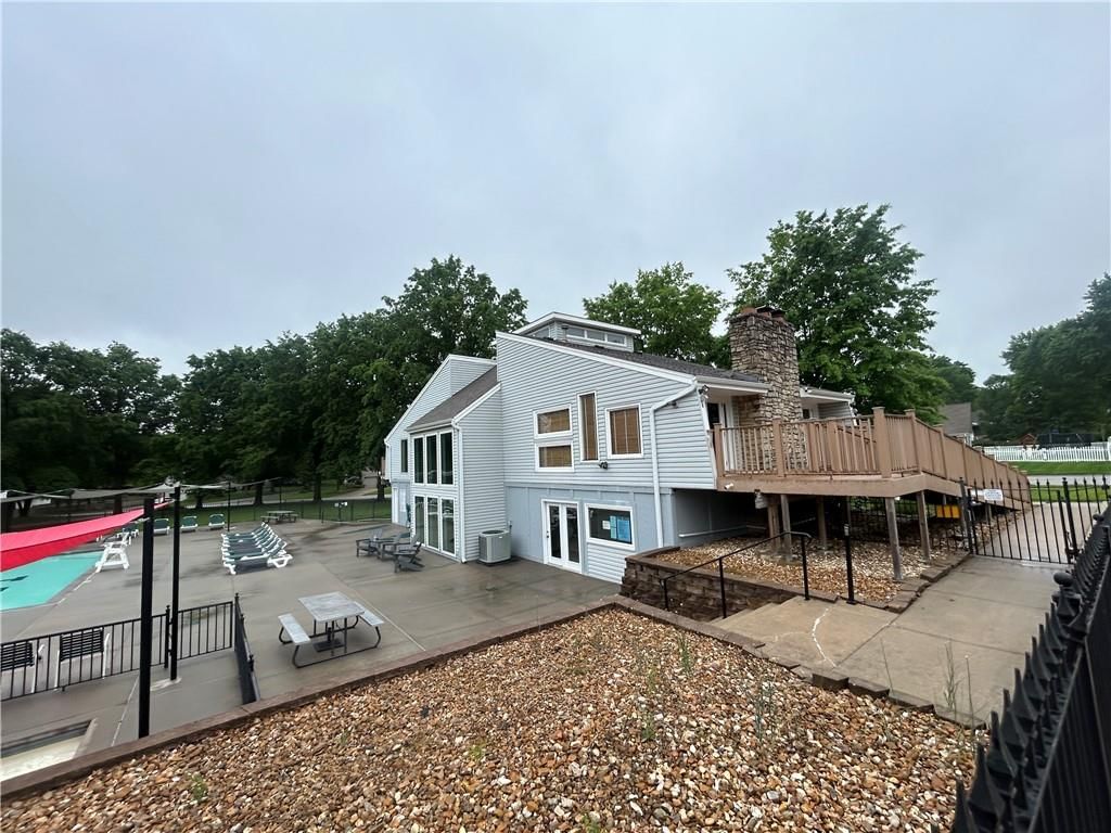 203 NE Oak Tree Circle — photo 88