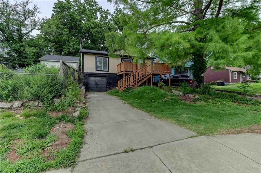 6120 Elmwood Avenue — photo 2