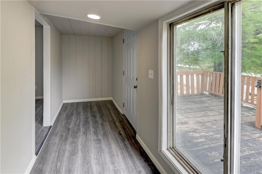 6120 Elmwood Avenue — photo 23