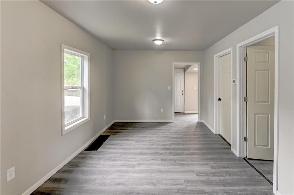 6120 Elmwood Avenue — photo 25