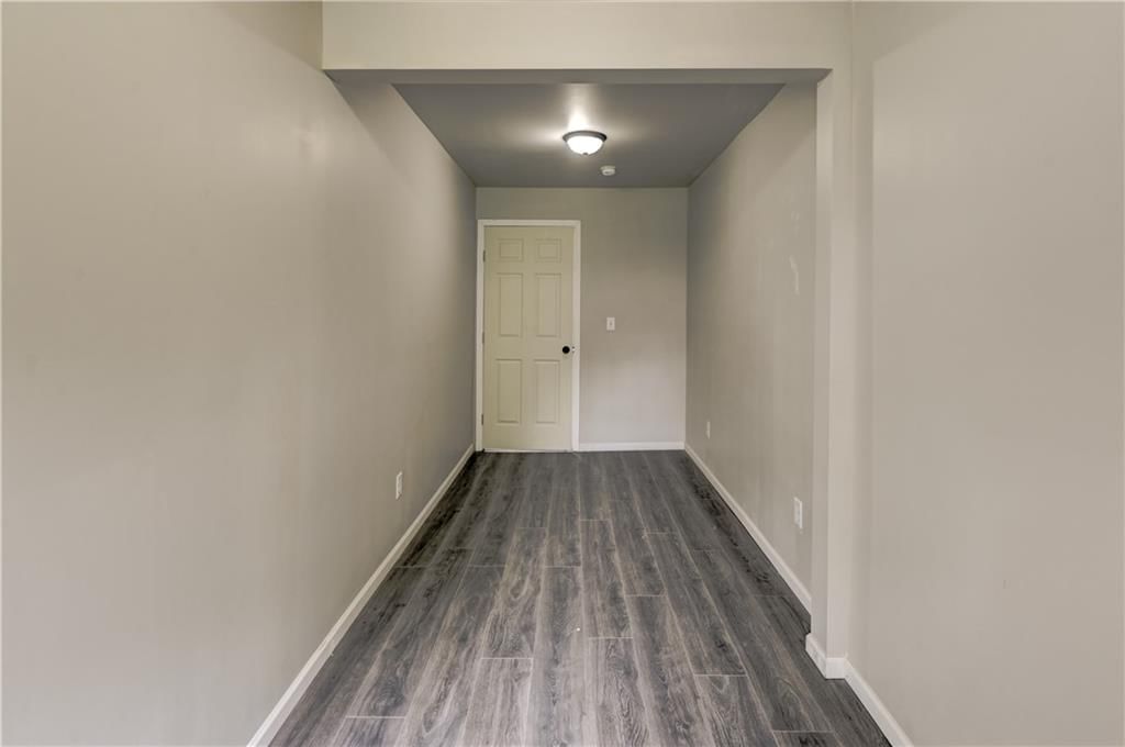 6120 Elmwood Avenue — photo 30