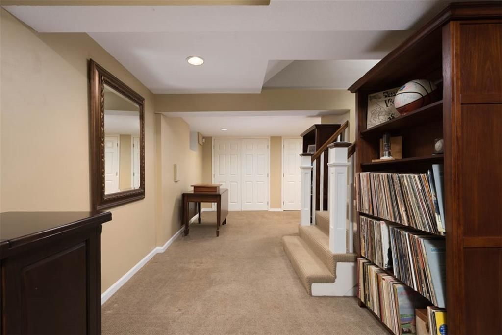 8033 Meadow Lane — photo 35