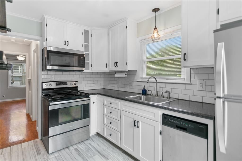 11416 W 61 Terrace — photo 15