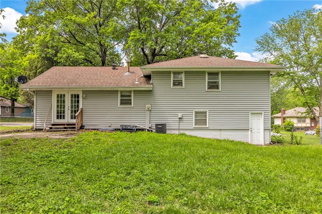 1311 Highland Drive — photo 24