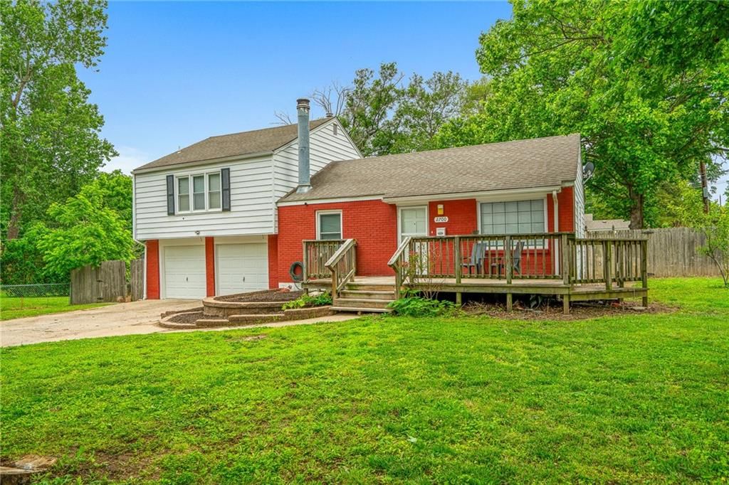 2700 S SCOTT Avenue — photo 4