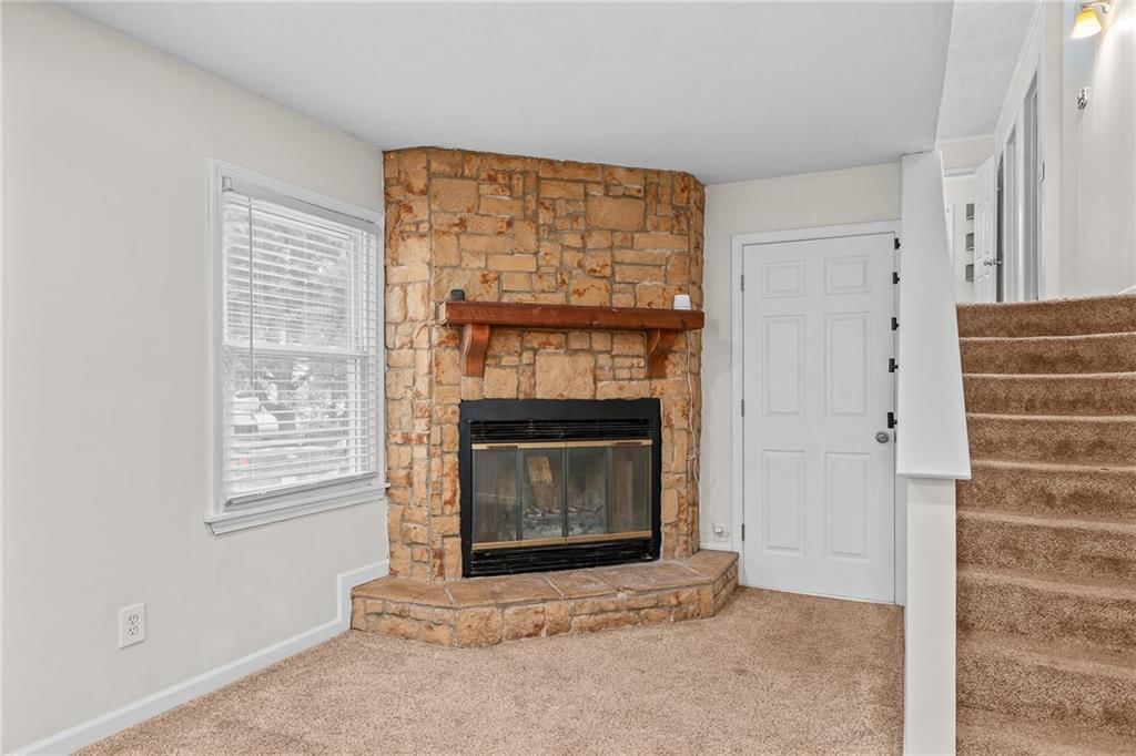 2700 S SCOTT Avenue — photo 9