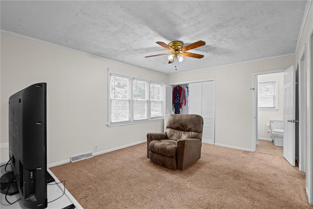 2700 S SCOTT Avenue — photo 18