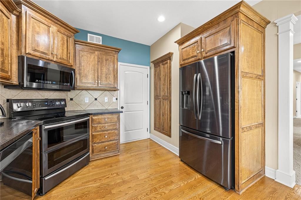 2801 N 114 Street — photo 11