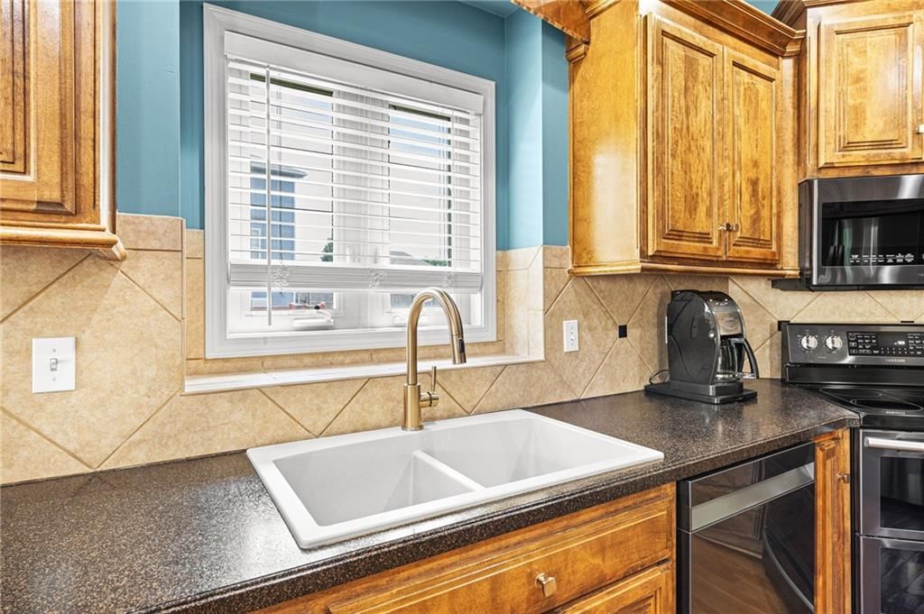 2801 N 114 Street — photo 12