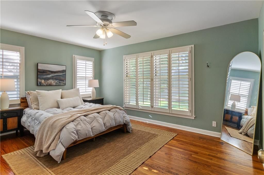 1204 W 70th Terrace — photo 17