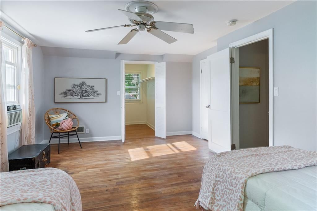 1204 W 70th Terrace — photo 22