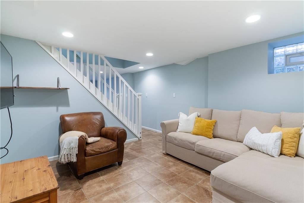 1204 W 70th Terrace — photo 24