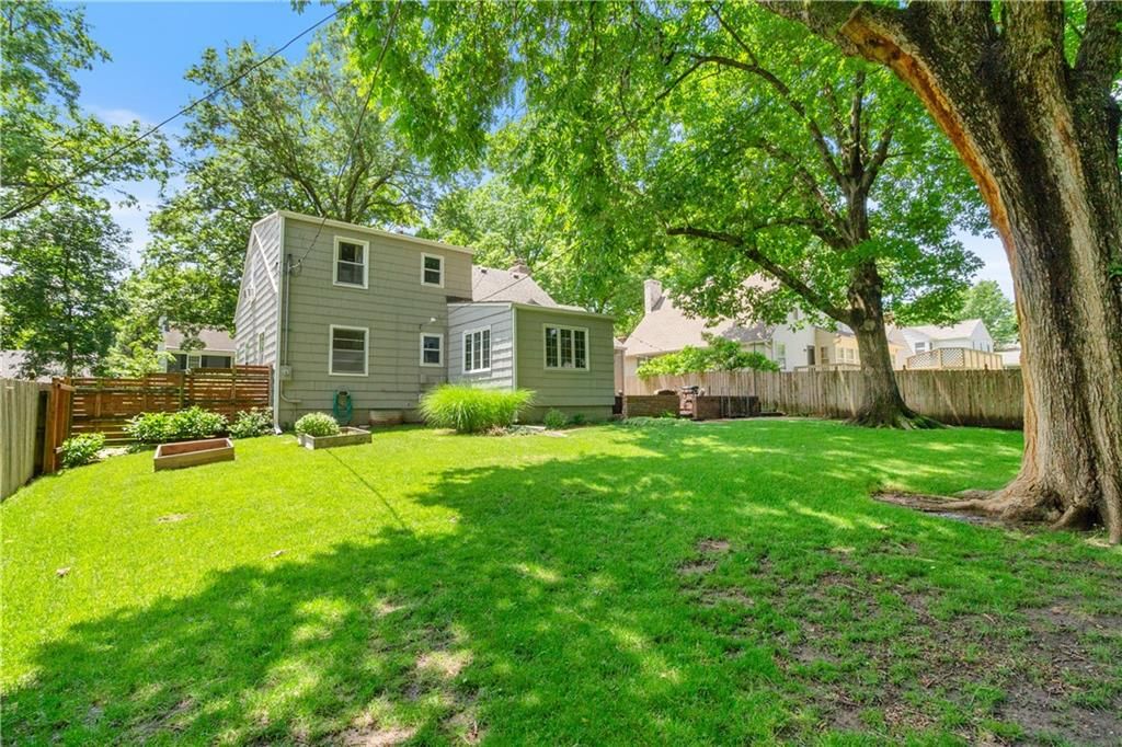 1204 W 70th Terrace — photo 30