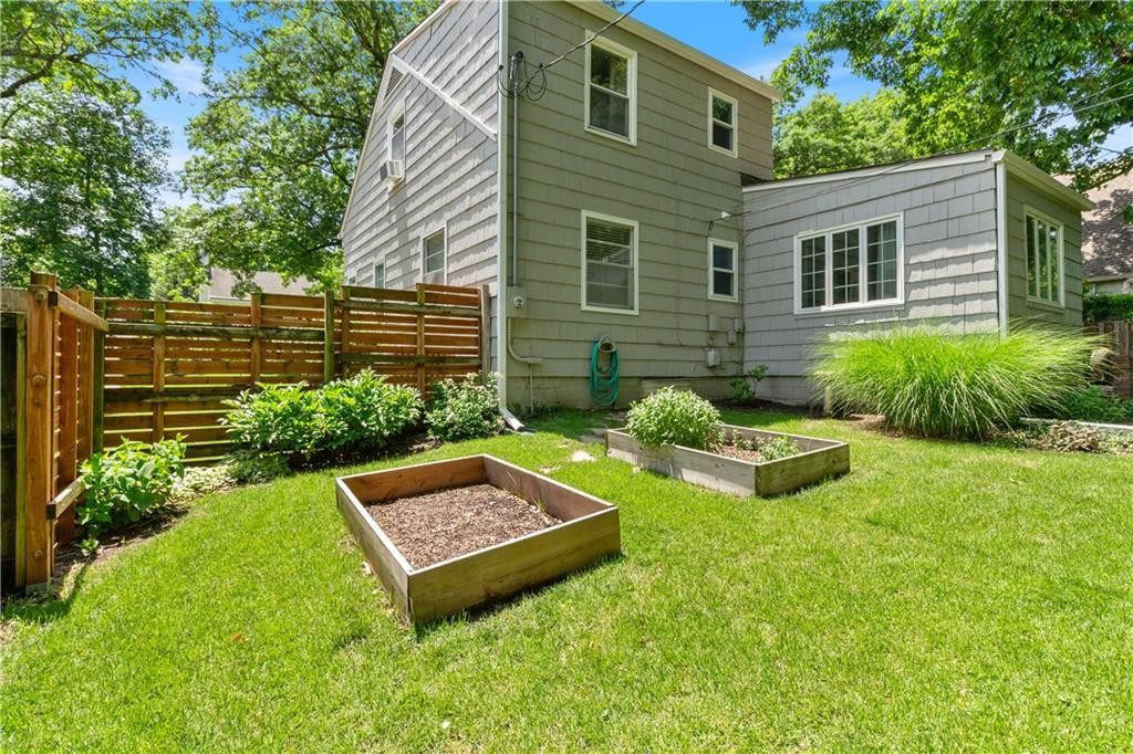 1204 W 70th Terrace — photo 32