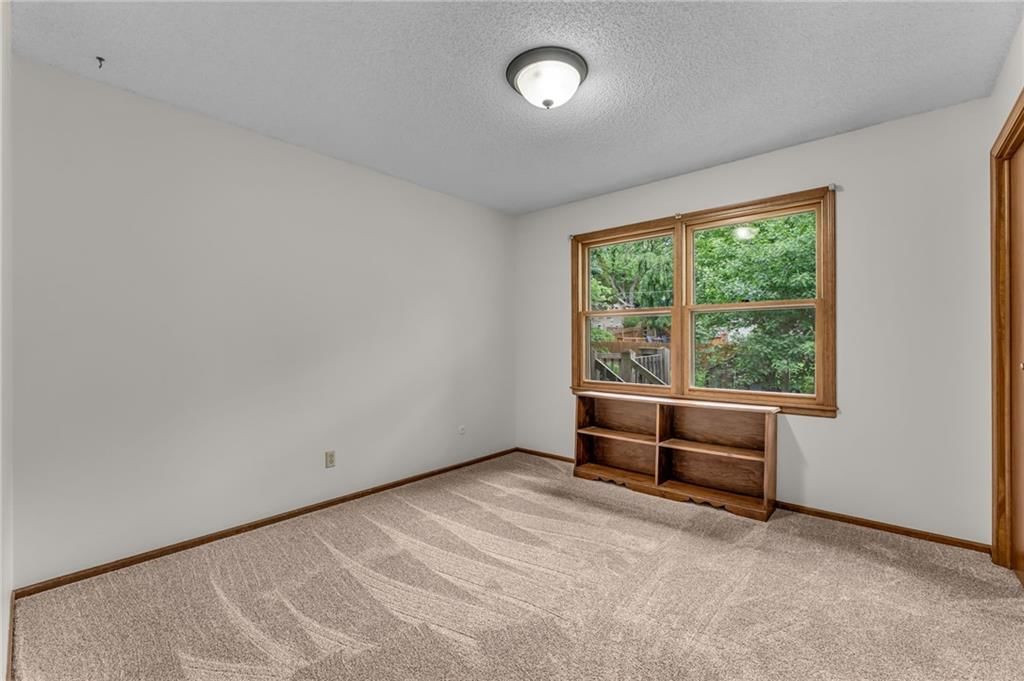 1916 Atchison Avenue — photo 26