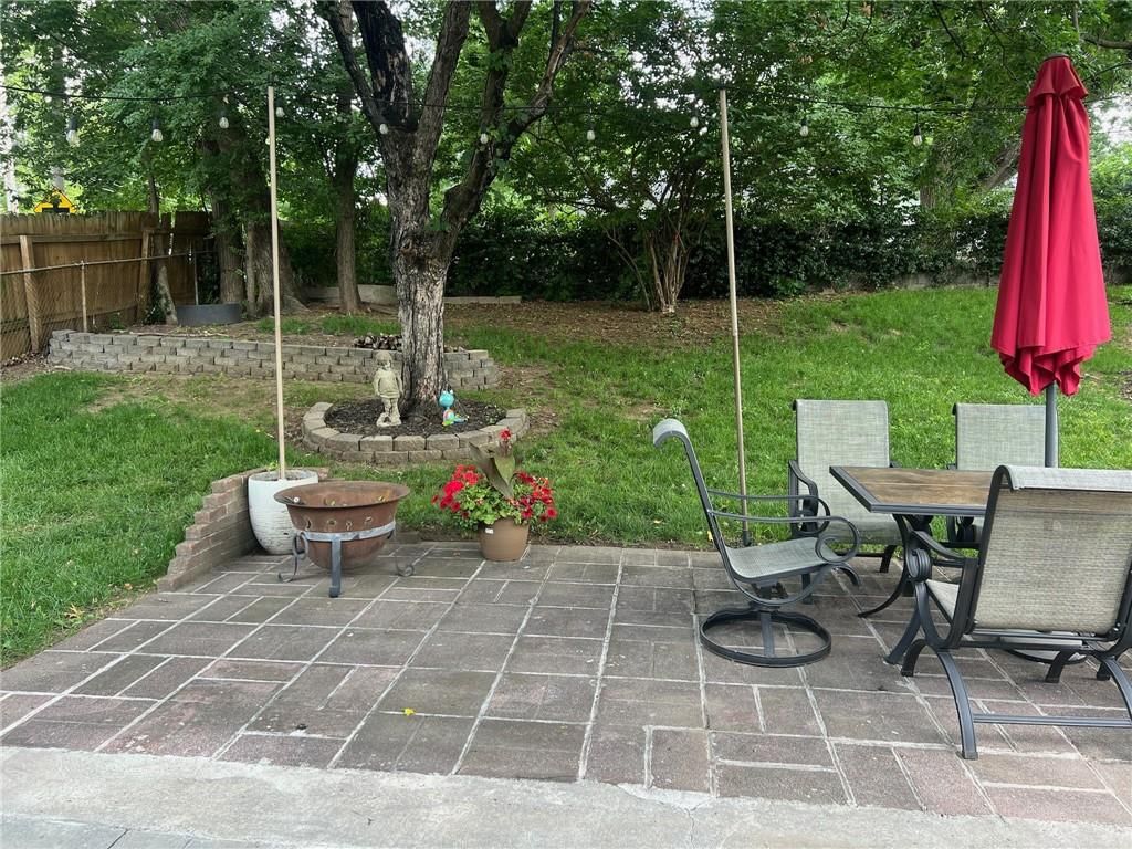 8901 BELLEVIEW Avenue — photo 18