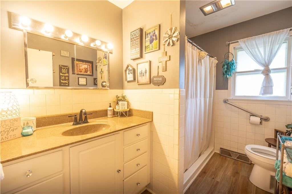 207 W 2nd Street — photo 10