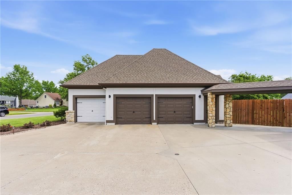 219 Brookside Drive — photo 8