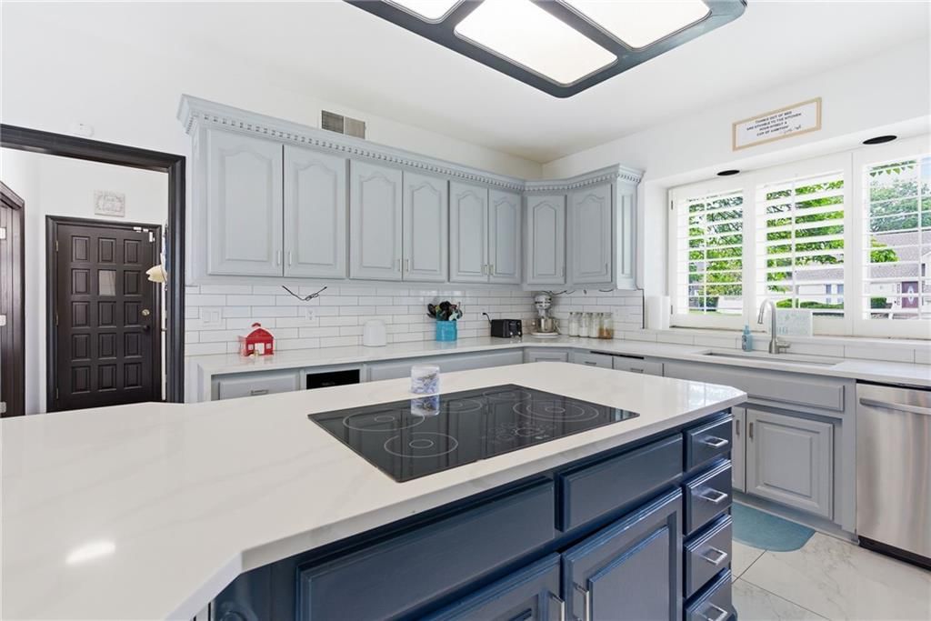 219 Brookside Drive — photo 35