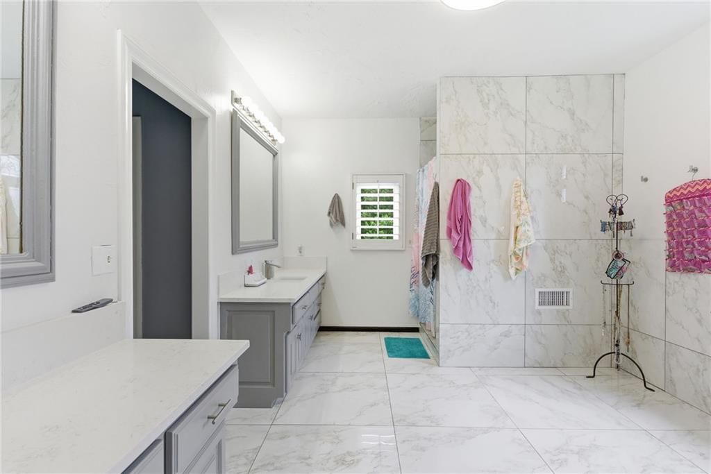 219 Brookside Drive — photo 52