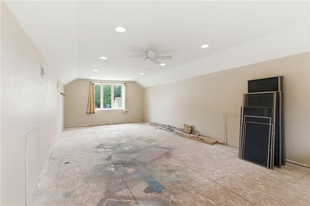 219 Brookside Drive — photo 93