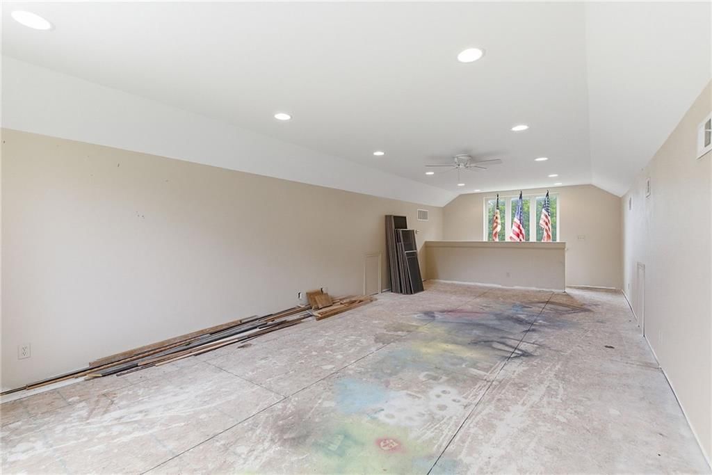 219 Brookside Drive — photo 94