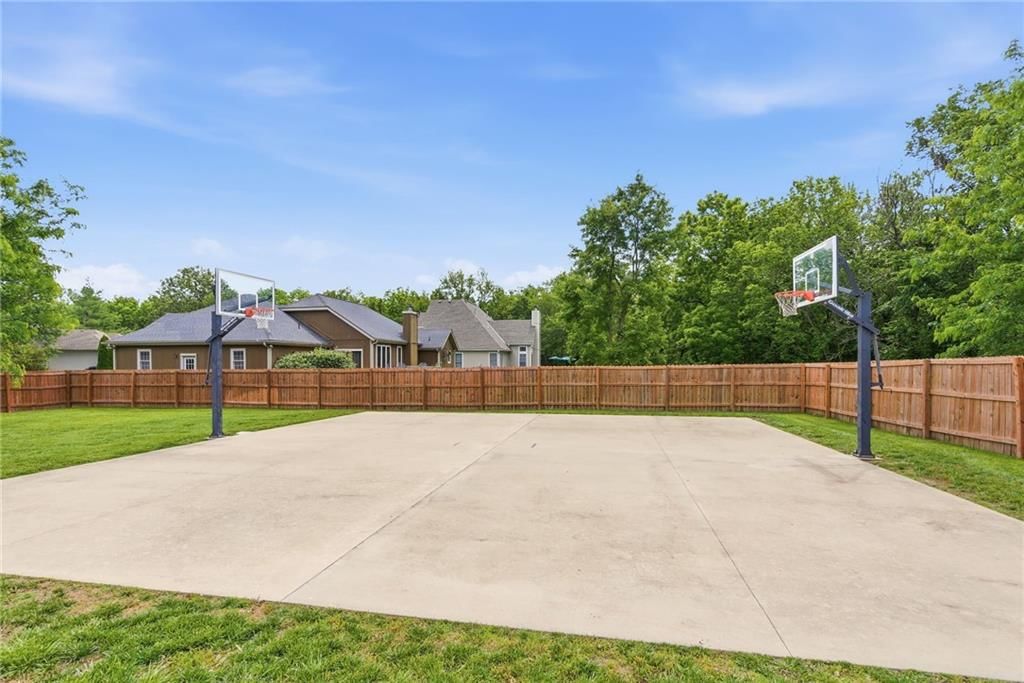219 Brookside Drive — photo 96