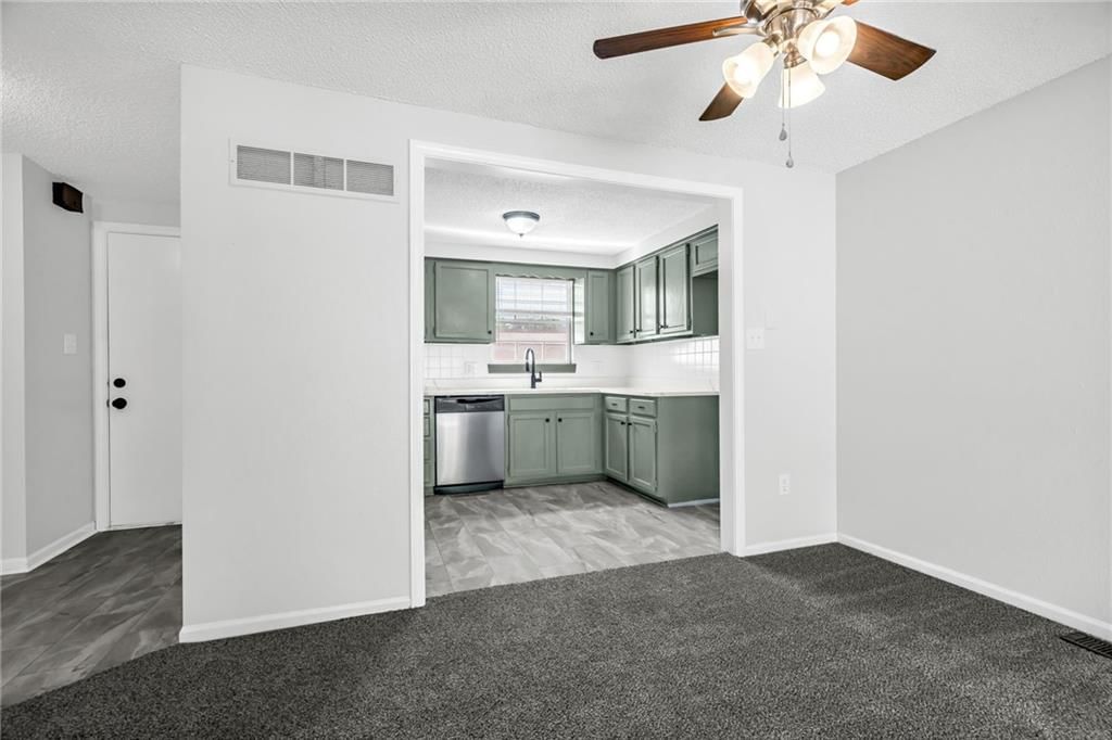 11902 E 59th Terrace — photo 7
