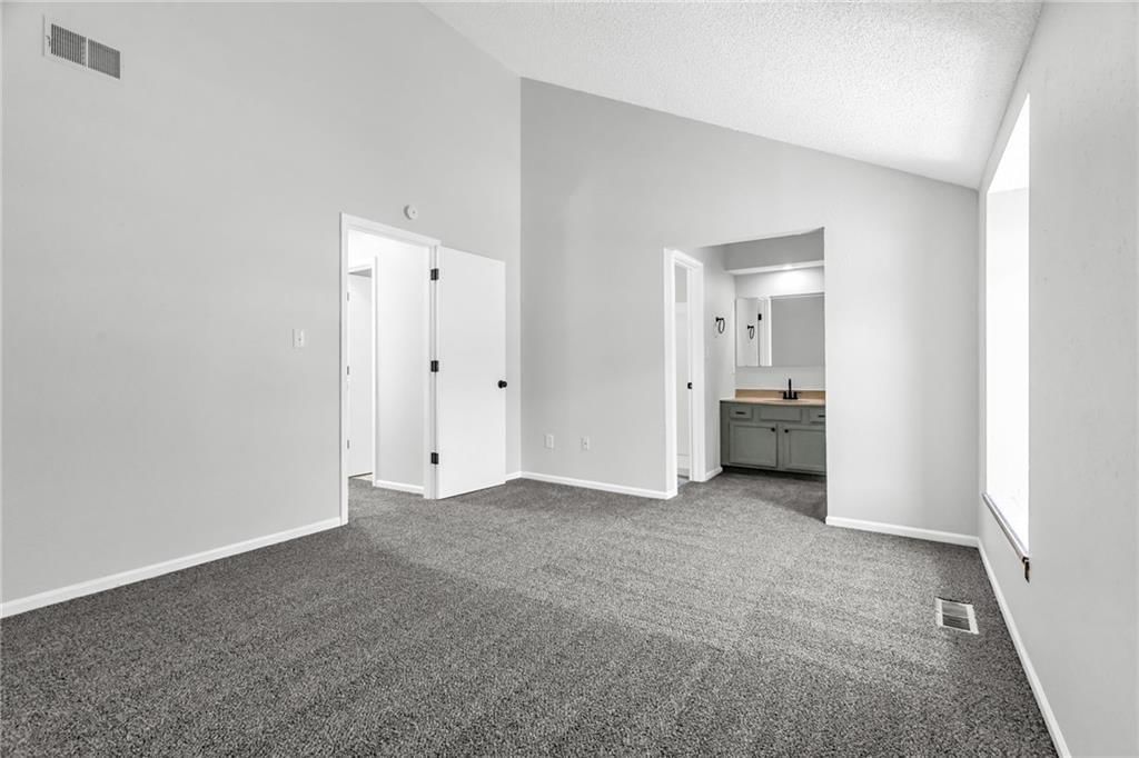 11902 E 59th Terrace — photo 14