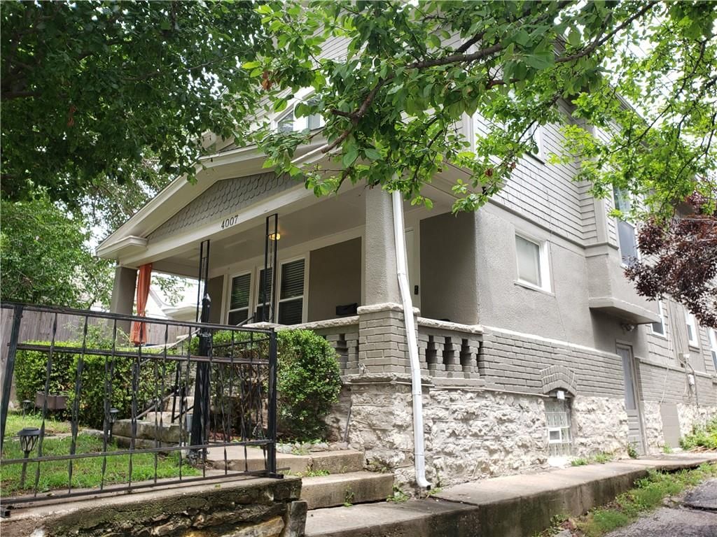 4007 Clark Avenue — photo 4