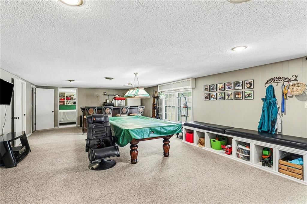 2103 Continental Avenue — photo 31