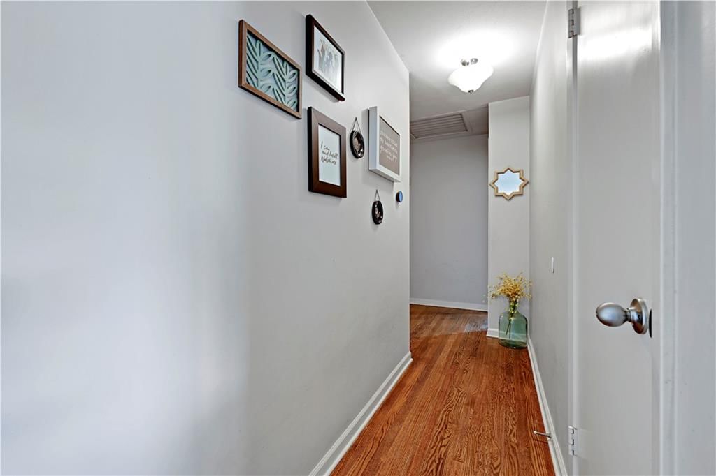 3007 W 49th Terrace — photo 14