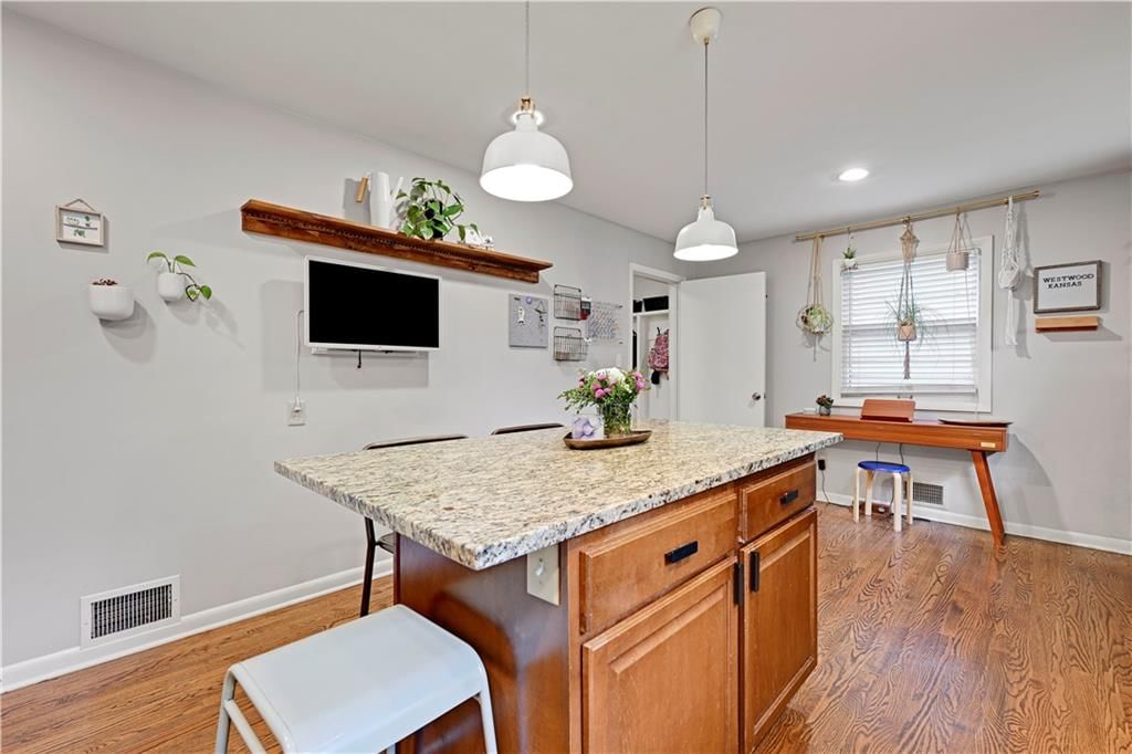 3007 W 49th Terrace — photo 26