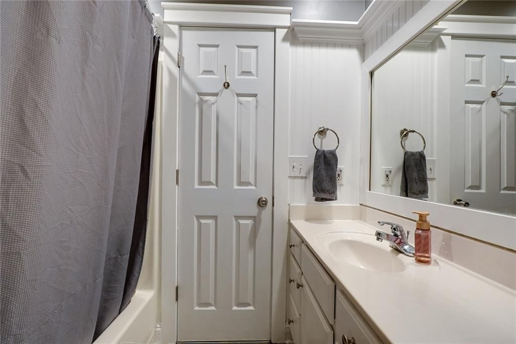 710 SW Brome Drive — photo 13