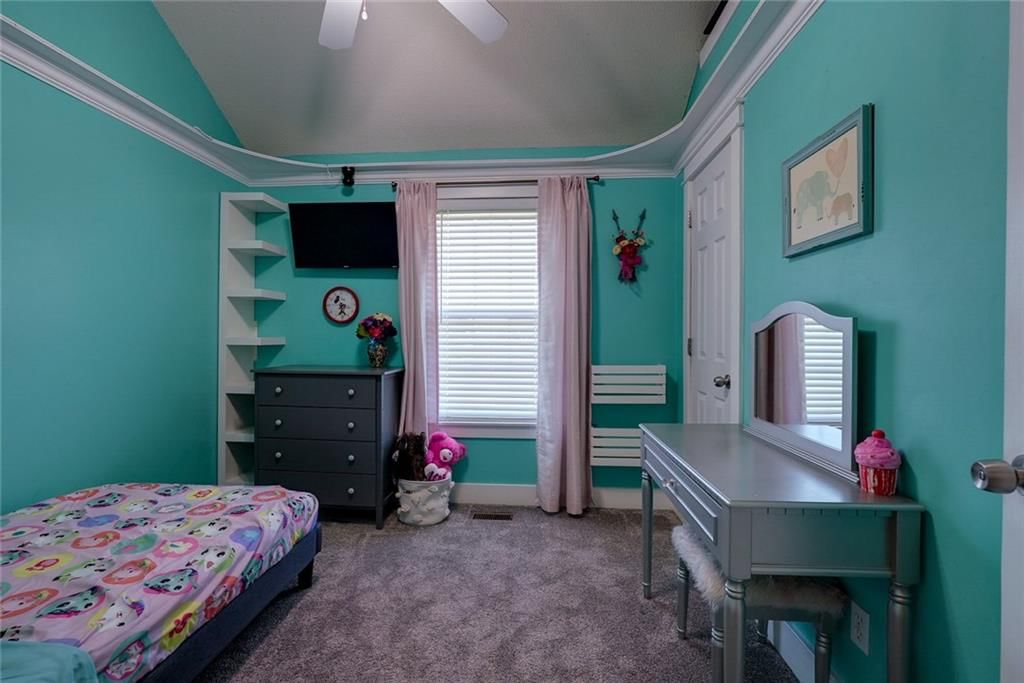 710 SW Brome Drive — photo 14