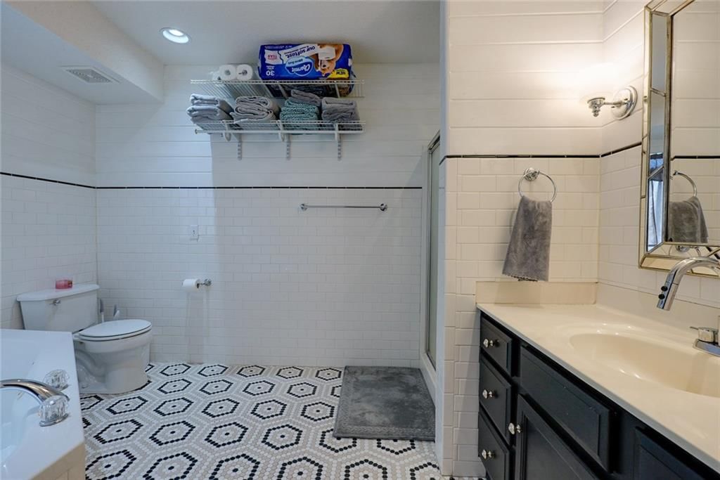 710 SW Brome Drive — photo 23