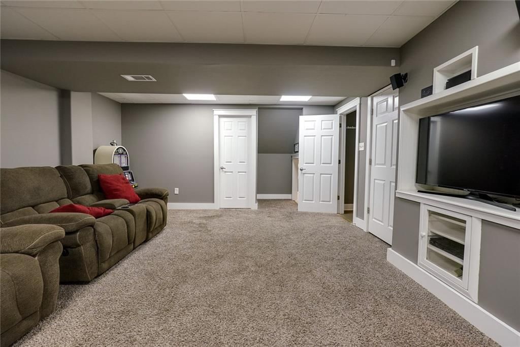 710 SW Brome Drive — photo 27