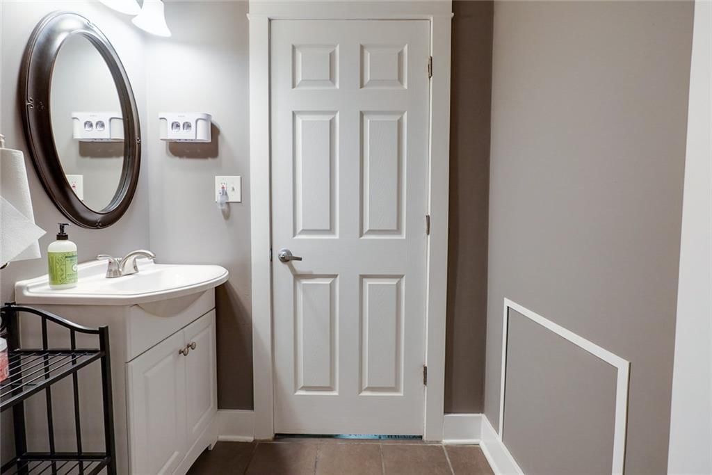 710 SW Brome Drive — photo 29