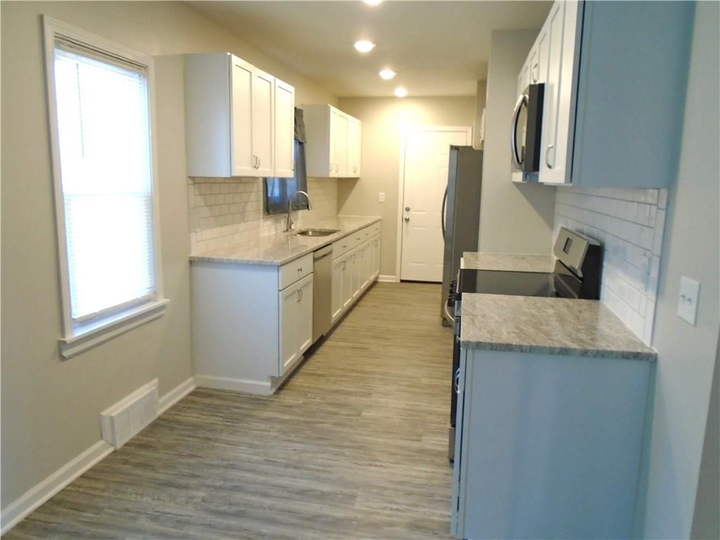1308 6th Avenue — photo 35
