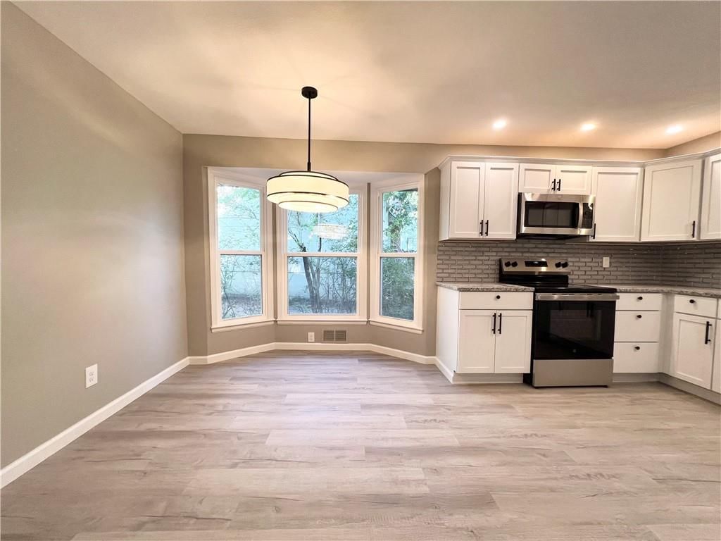 718 NE Mulberry Street — photo 11