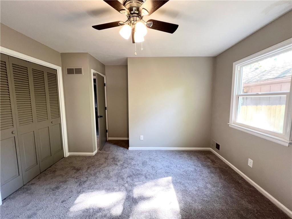 718 NE Mulberry Street — photo 15