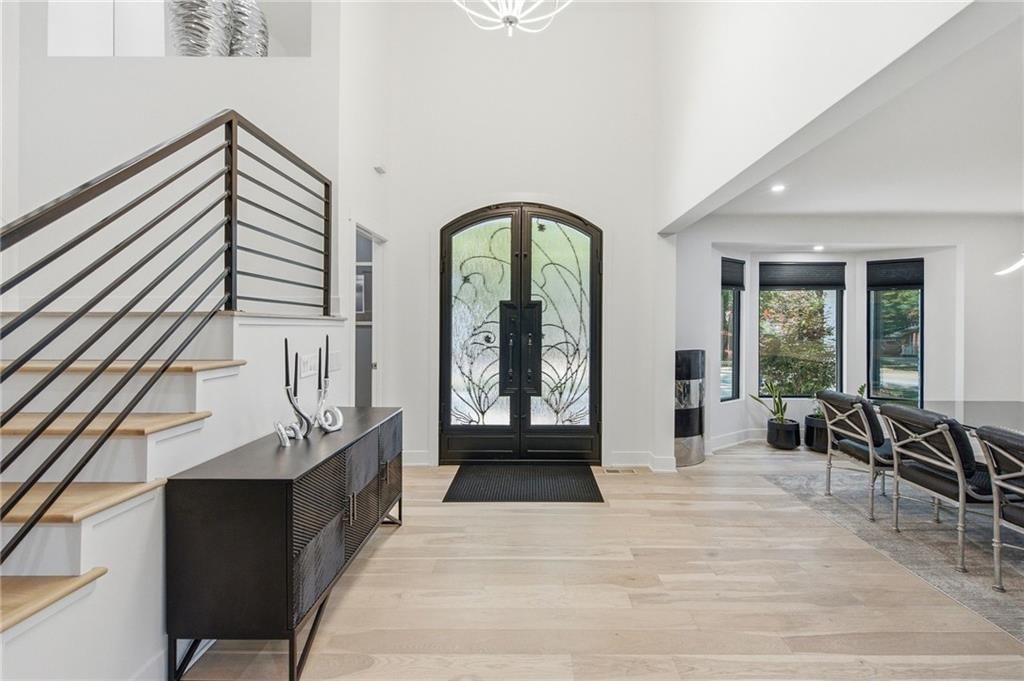 3205 W 83rd Street — photo 2