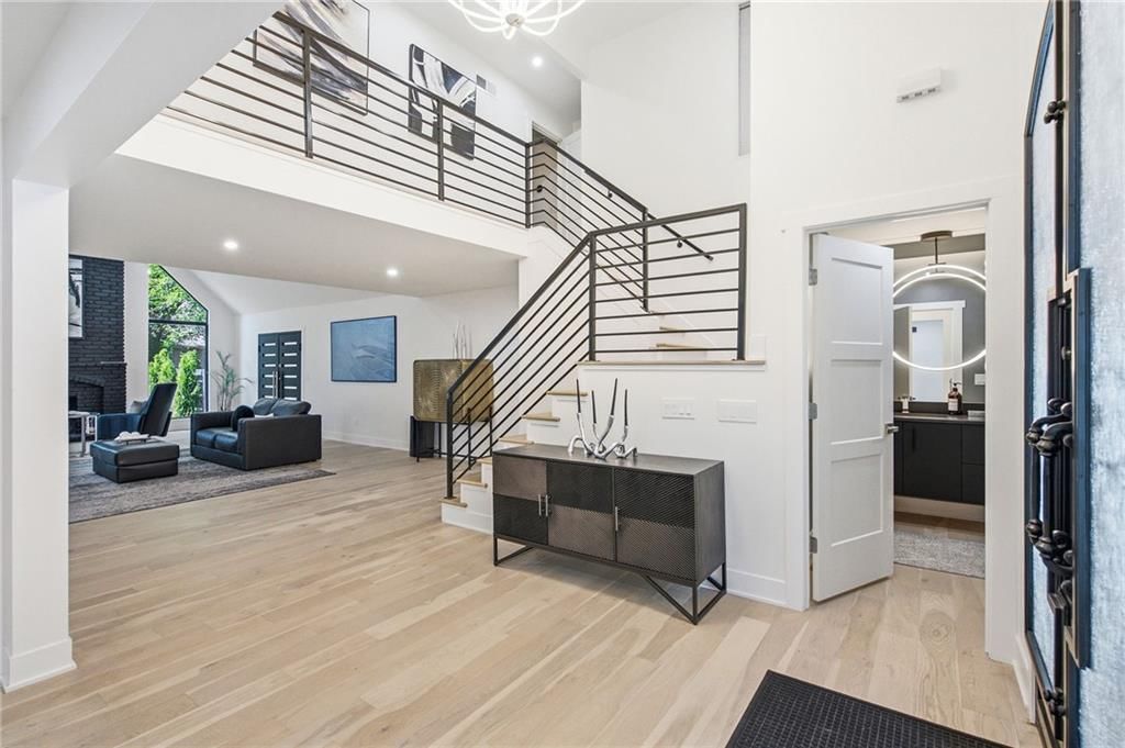 3205 W 83rd Street — photo 3