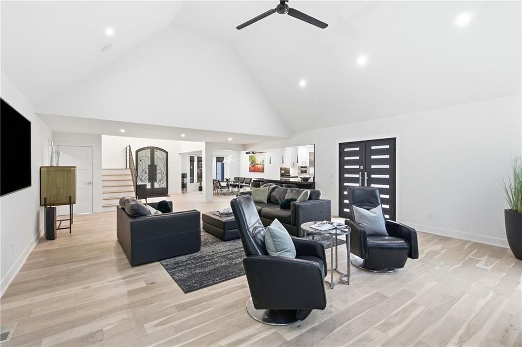 3205 W 83rd Street — photo 15