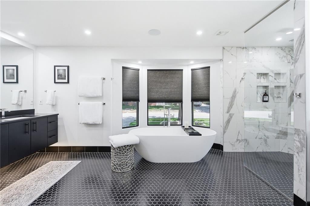 3205 W 83rd Street — photo 33