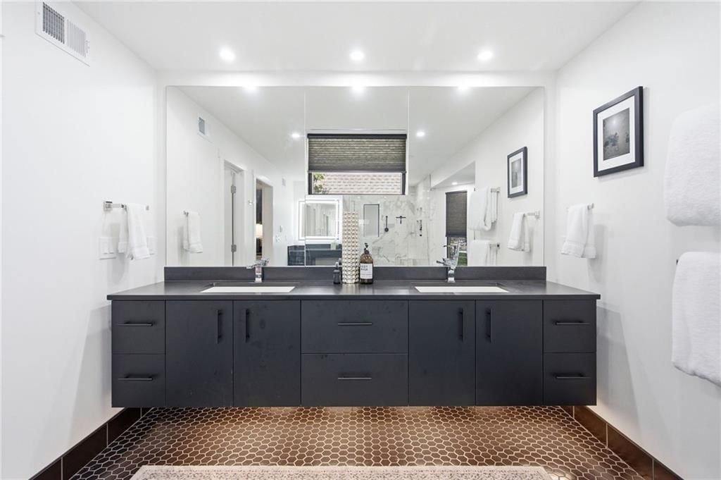 3205 W 83rd Street — photo 37