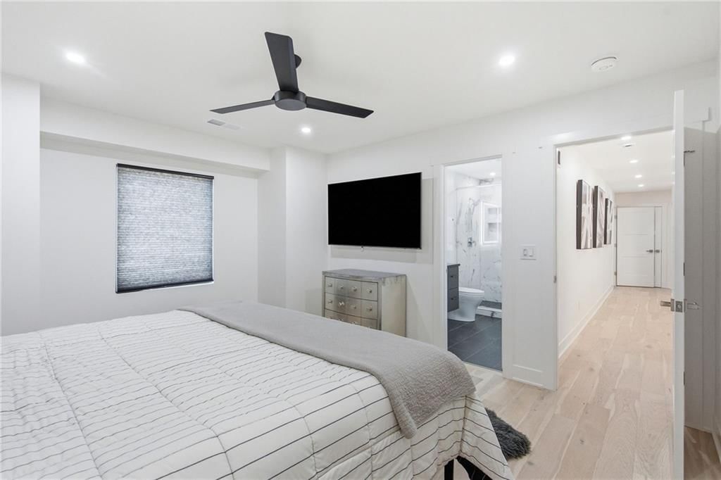 3205 W 83rd Street — photo 43